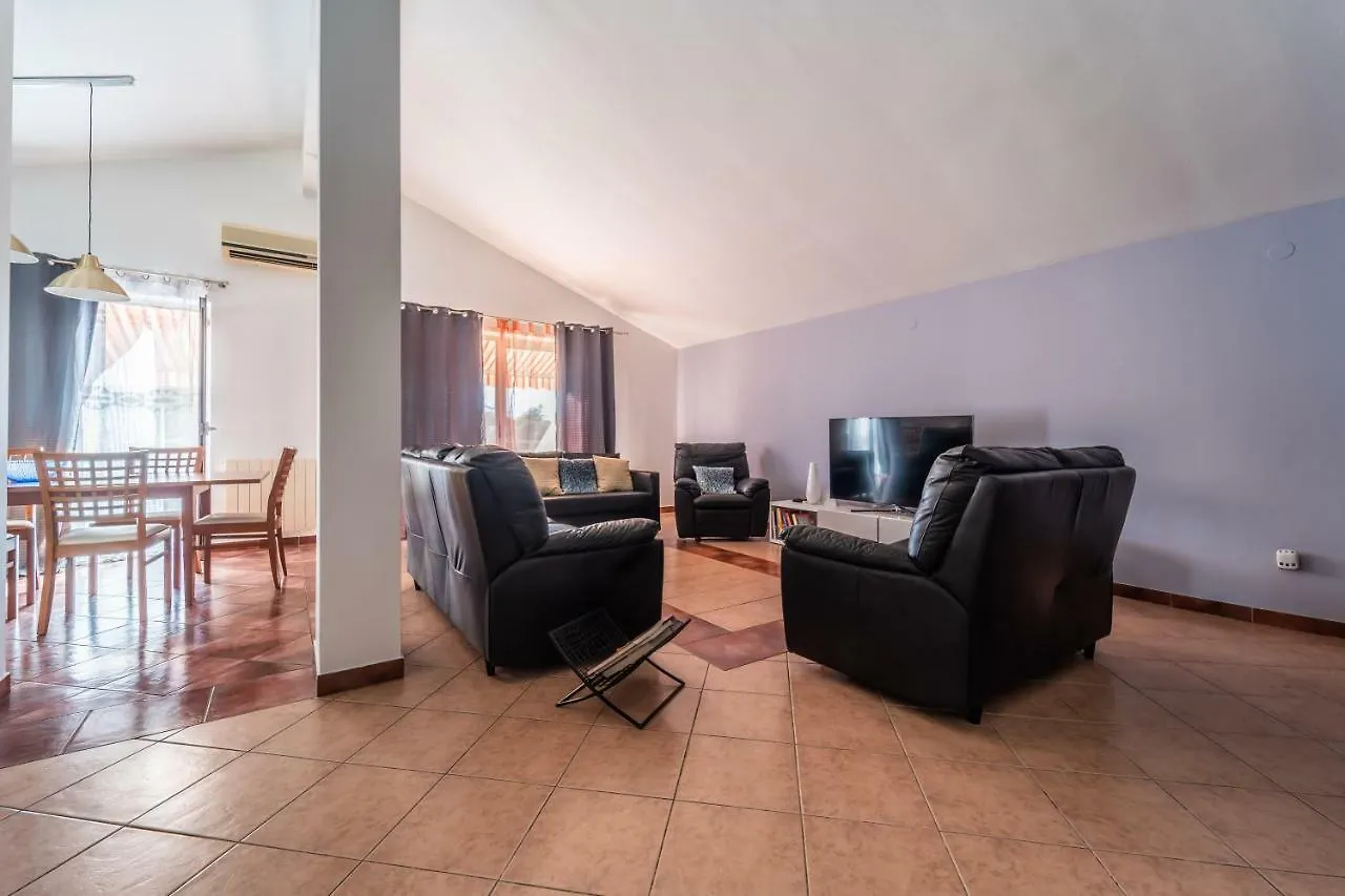 Apartman Debora Sa Privatnim Bazenom 0*, Pula Croatia