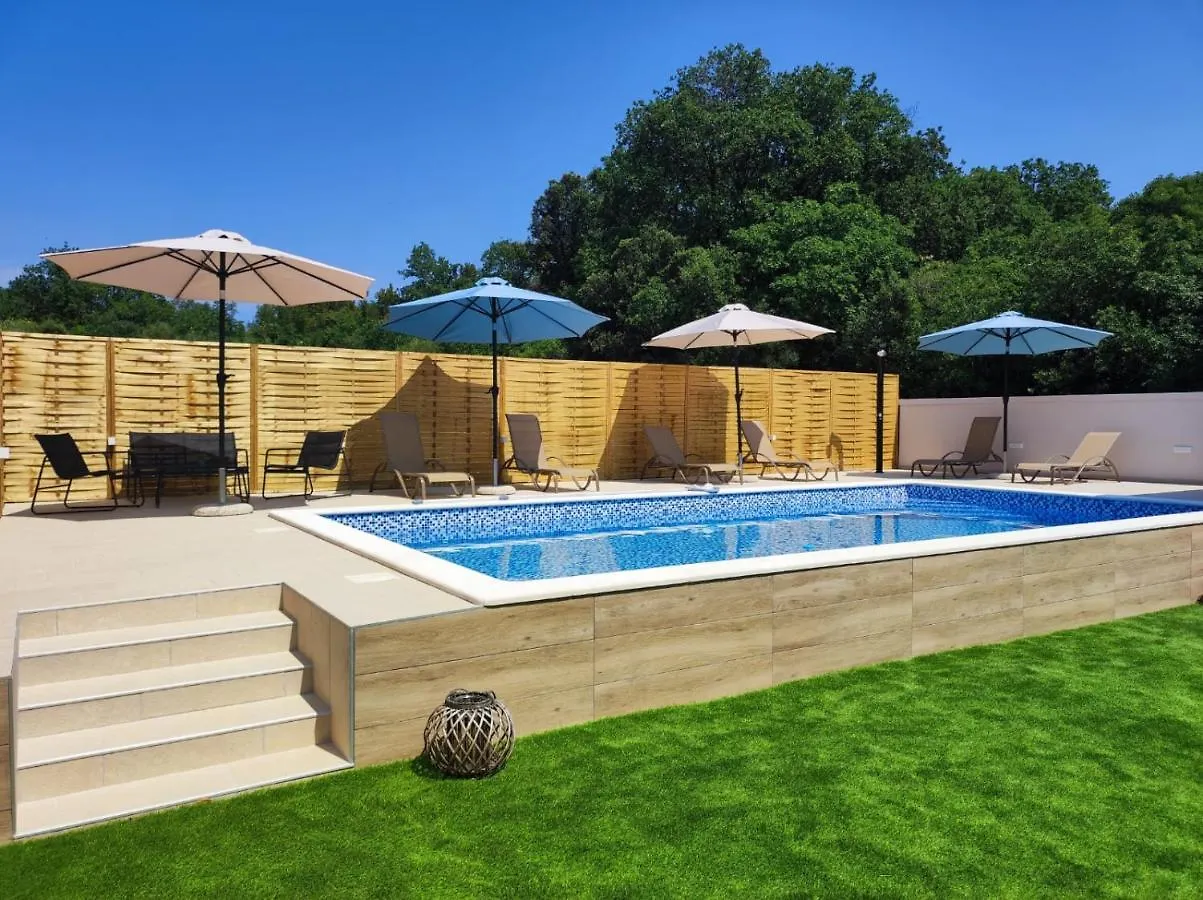 Apartman Debora Sa Privatnim Bazenom Pula 0*,  Croatia