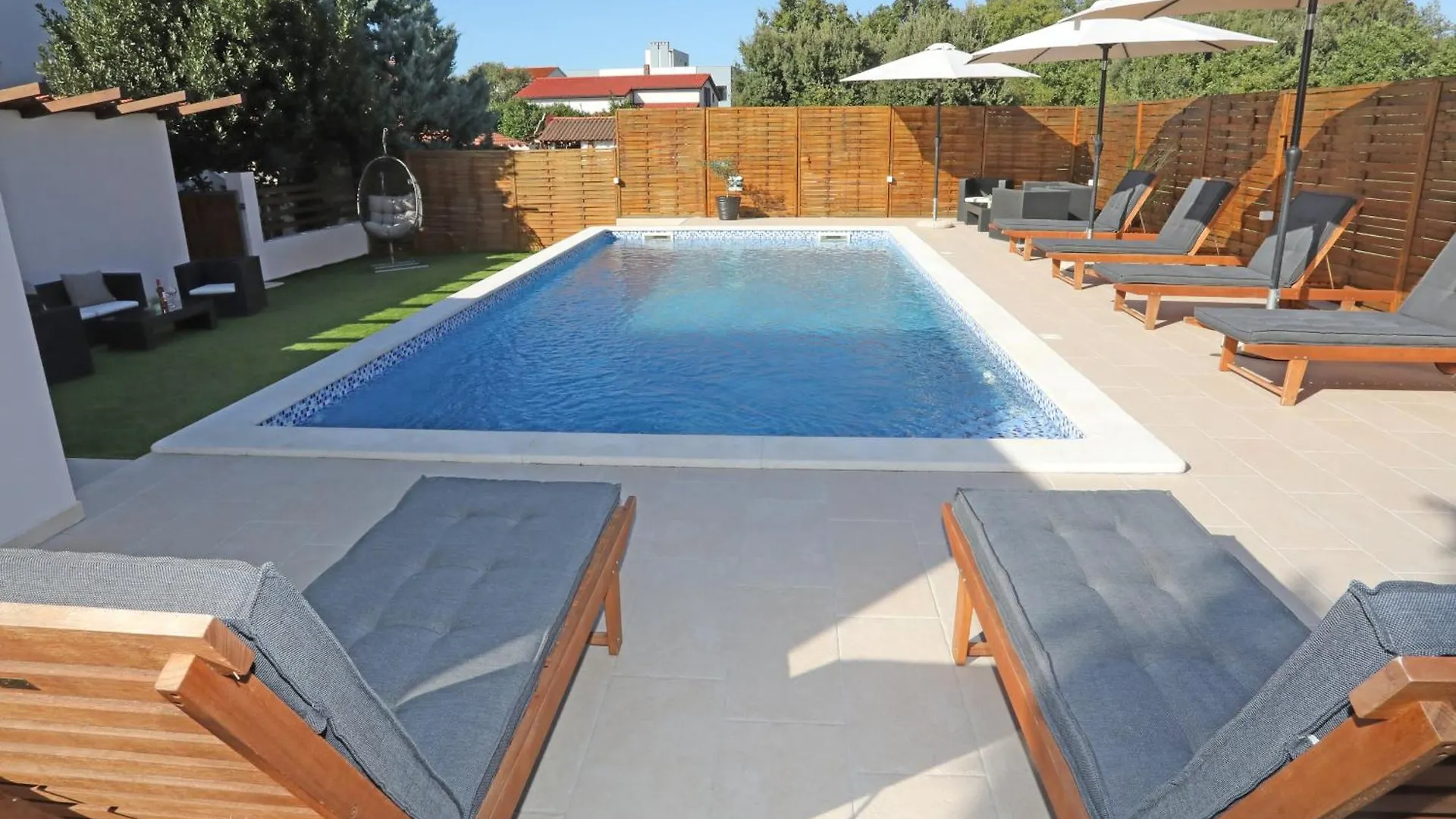 Apartman Debora Sa Privatnim Bazenom Pula Croatia